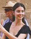 MICHAEL DOUGLAS Y SU HIJA, CARYS PASIÓN POR ESPAÑA: DESCUBREN COMO DOS TURISTAS MÁS LAS FIESTAS DE SAN JUAN EN MENORCA ¡HOLA! Spain