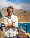 FERNANDO ALONSO TAMBIÉN SURCA LOS MARES: ASÍ ES SU NUEVO Y LUJOSO CATAMARÁN ECOLOGICO