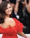 SELENA GOMEZ DE LA OSCURIDAD A LA LUZ