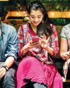 మొబైల్ కట్టి పడేస్తున్నది!19