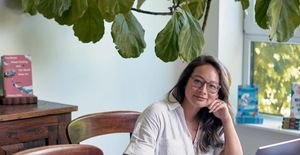 Annie Hwang - Agents & Editors