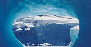 The blue PLANET